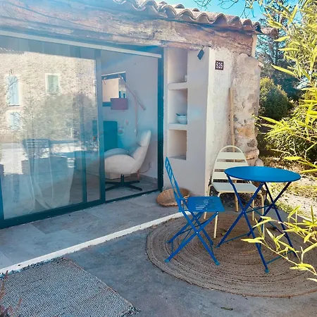 En Provence Apartment *